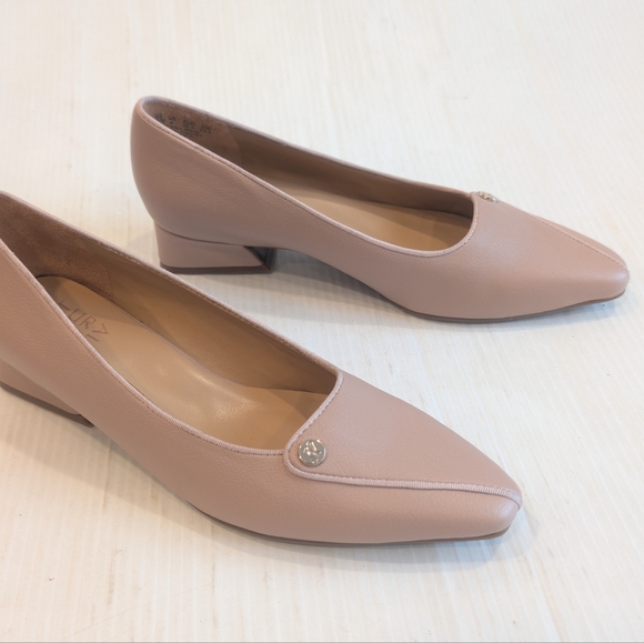 NATURALIZER Georgia Women's Elegant Blush Faux Leather Heeled Loafers Size 6.5 - Picture 10 of 11